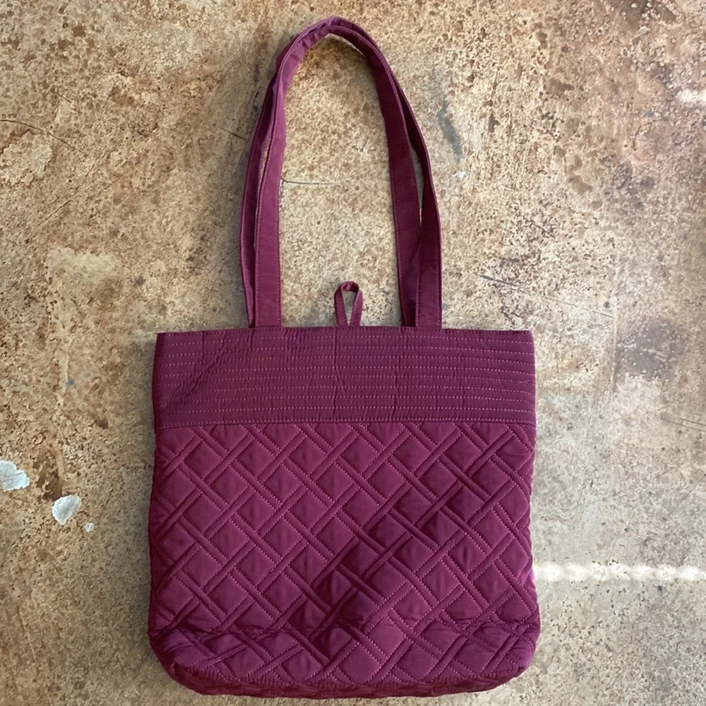 VERA Bradley‎ 
